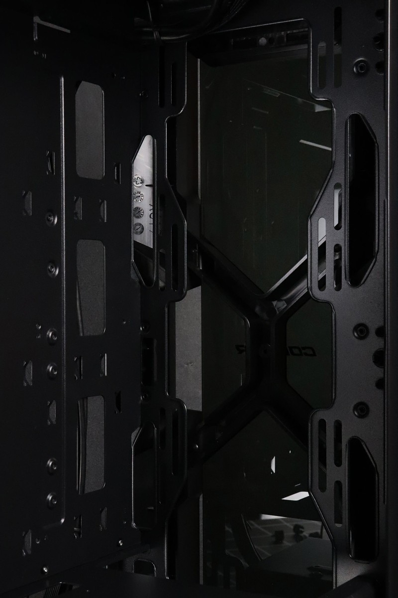 炫酷还实用——骨伽魔影I7机箱+GEX850金牌全模组电源安装体验