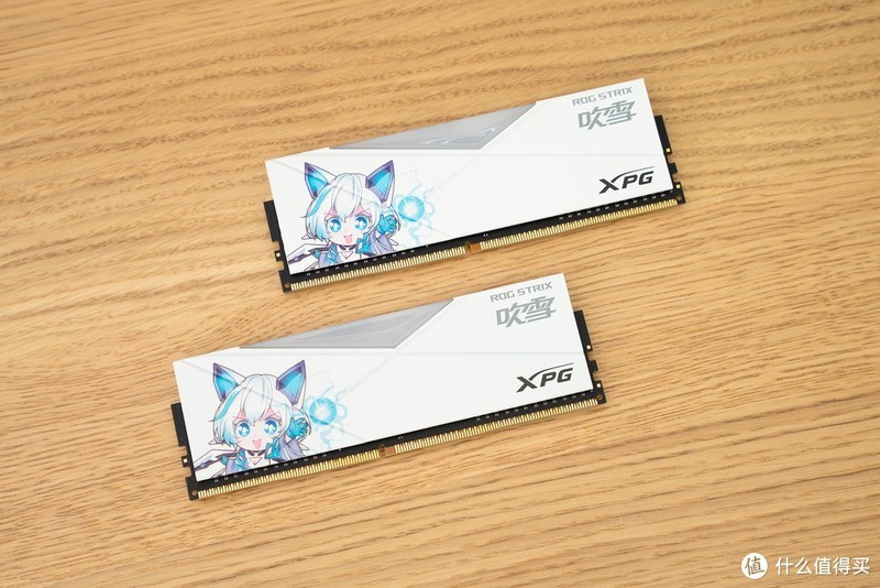 威刚 XPG 龙耀 D50 华硕吹雪联名内存 DDR4 3600MHz 8GB x 2 开箱分享