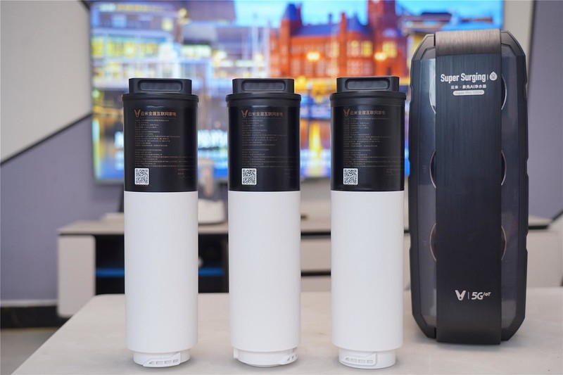 超大出水量，双RO反渗透滤芯设计的云米 · 泉先AI净水器值得拥有