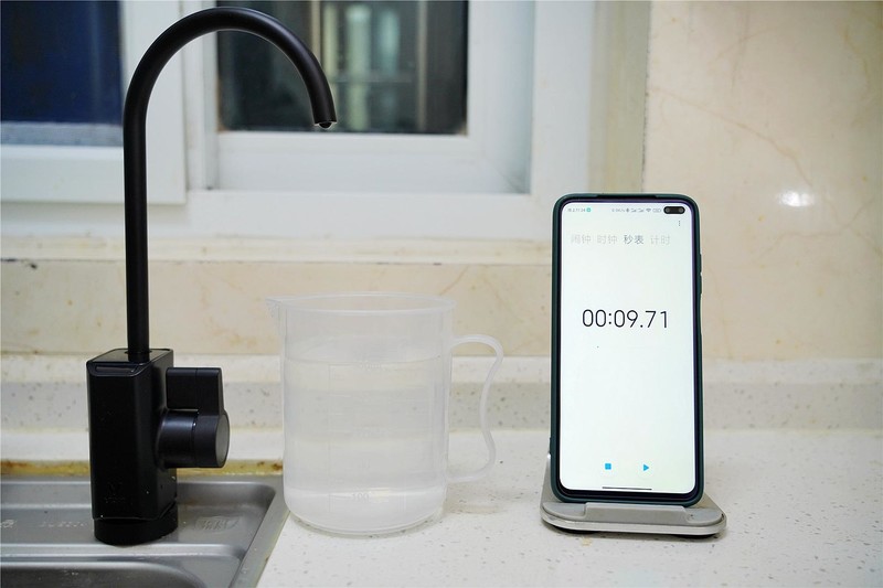 超大出水量，双RO反渗透滤芯设计的云米 · 泉先AI净水器值得拥有