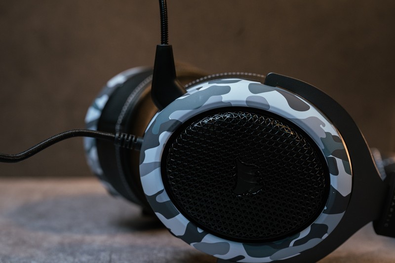 关于游戏这事，HIFI耳机不如海盗船HS60 Haptic