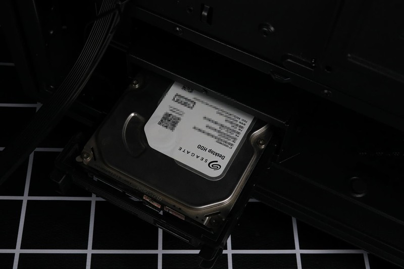 炫酷还实用——骨伽魔影I7机箱+GEX850金牌全模组电源安装体验