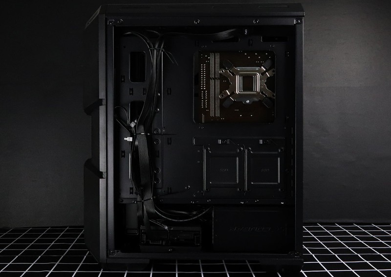 炫酷还实用——骨伽魔影I7机箱+GEX850金牌全模组电源安装体验