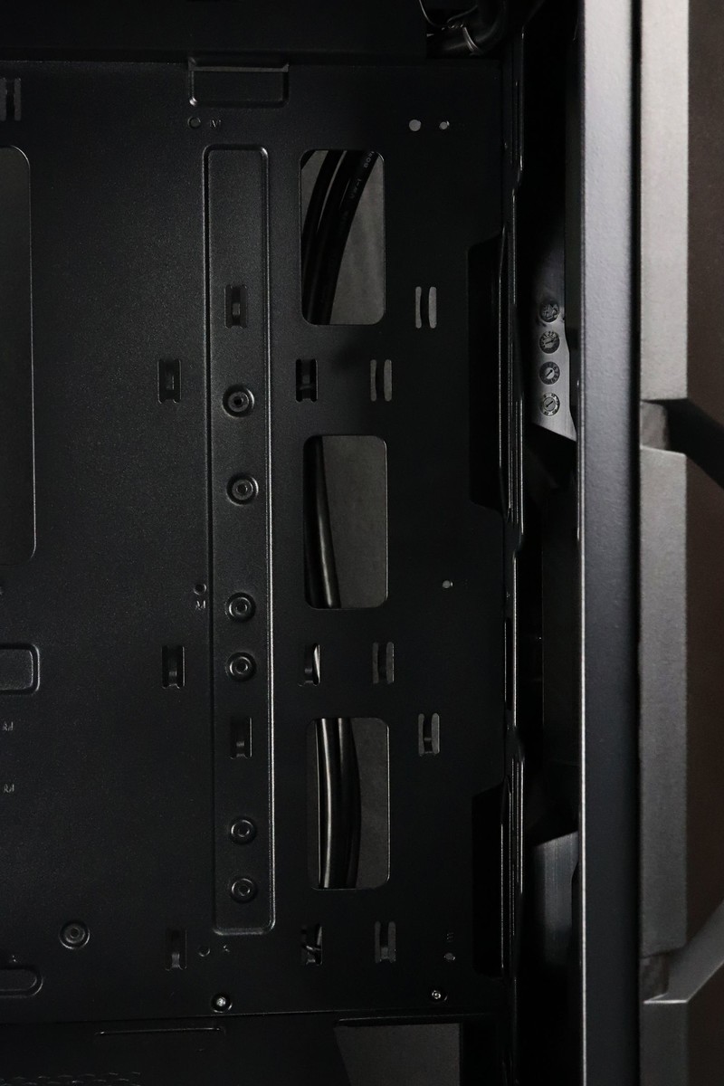 炫酷还实用——骨伽魔影I7机箱+GEX850金牌全模组电源安装体验