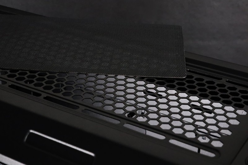 炫酷还实用——骨伽魔影I7机箱+GEX850金牌全模组电源安装体验