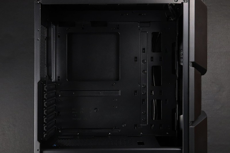 炫酷还实用——骨伽魔影I7机箱+GEX850金牌全模组电源安装体验