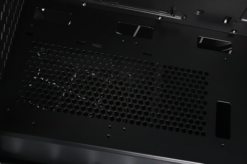 炫酷还实用——骨伽魔影I7机箱+GEX850金牌全模组电源安装体验