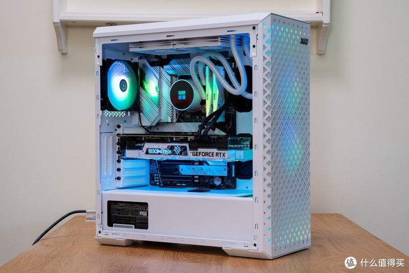 威刚 XPG 龙耀 D50 华硕吹雪联名内存 DDR4 3600MHz 8GB x 2 开箱分享