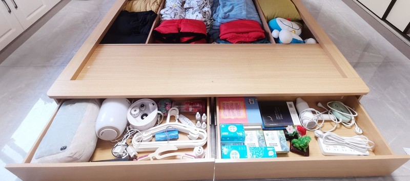 改变小居室的收纳空间小问题，你仅需一张样子生活有容收纳床