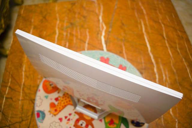 办公娱乐何必组台式机：仅2000出头的台电K24一体机开箱初体验