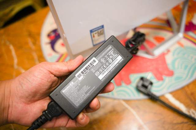 办公娱乐何必组台式机：仅2000出头的台电K24一体机开箱初体验