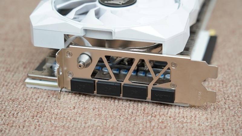 黑白装机秀，i7 11700KF+华硕Z590+RTX3090打造的主机分享