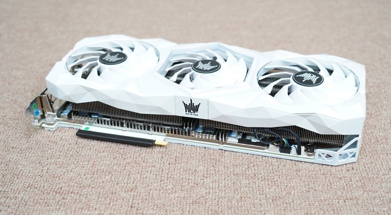 黑白装机秀，i7 11700KF+华硕Z590+RTX3090打造的主机分享