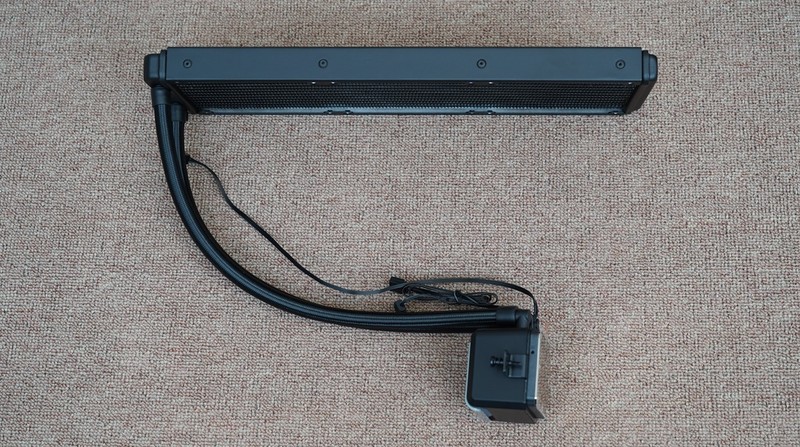 黑白装机秀，i7 11700KF+华硕Z590+RTX3090打造的主机分享