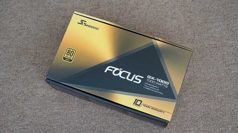 黑白装机秀，i7 11700KF+华硕Z590+RTX3090打造的主机分享