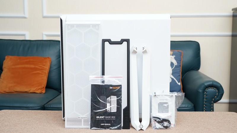 黑白装机秀，i7 11700KF+华硕Z590+RTX3090打造的主机分享