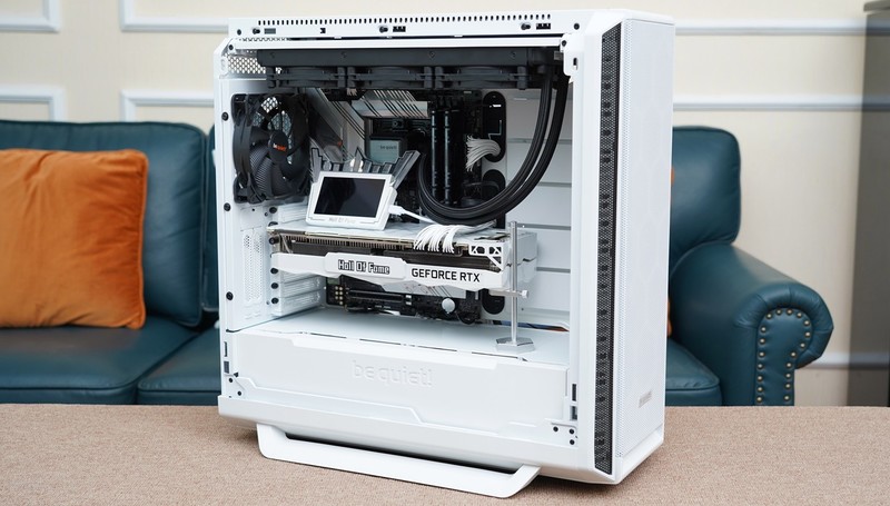 黑白装机秀，i7 11700KF+华硕Z590+RTX3090打造的主机分享