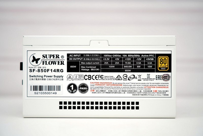 11代酷睿装机分享，白色真的很漂亮，你心动了吗？