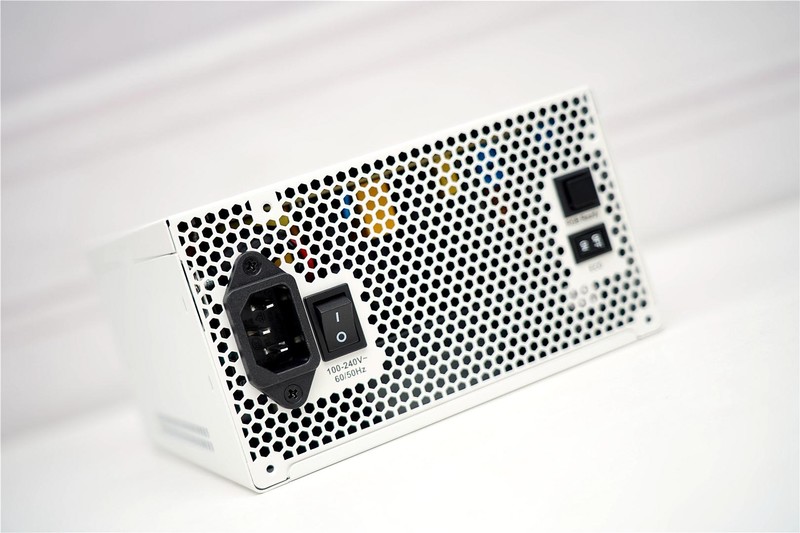 11代酷睿装机分享，白色真的很漂亮，你心动了吗？