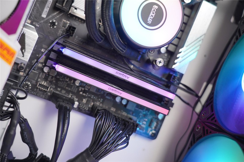 11代酷睿装机分享，白色真的很漂亮，你心动了吗？