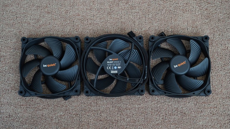 黑白装机秀，i7 11700KF+华硕Z590+RTX3090打造的主机分享