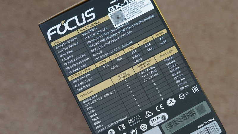 黑白装机秀，i7 11700KF+华硕Z590+RTX3090打造的主机分享