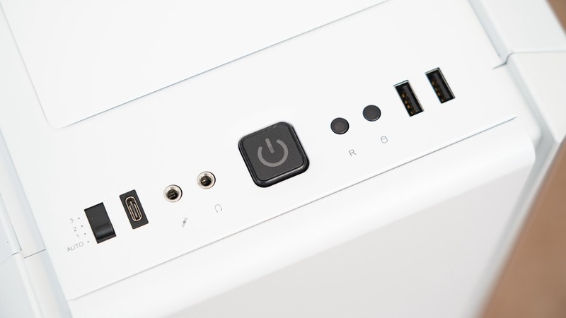 黑白装机秀，i7 11700KF+华硕Z590+RTX3090打造的主机分享