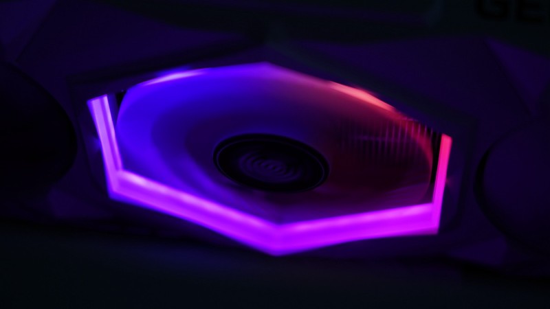 黑白装机秀，i7 11700KF+华硕Z590+RTX3090打造的主机分享