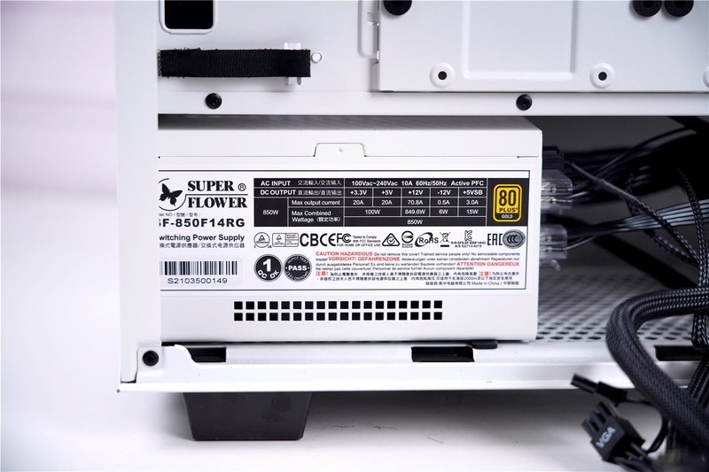 11代酷睿装机分享，白色真的很漂亮，你心动了吗？