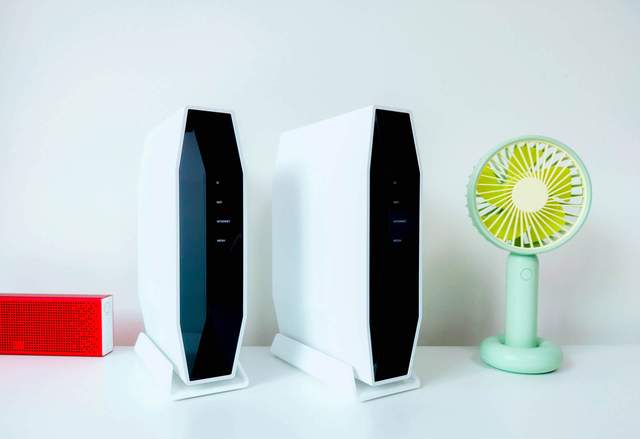 全新系列带来全新功能，领势E9452套装评测：立式造型+Easy Mesh