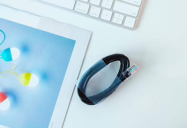 全新系列带来全新功能，领势E9452套装评测：立式造型+Easy Mesh