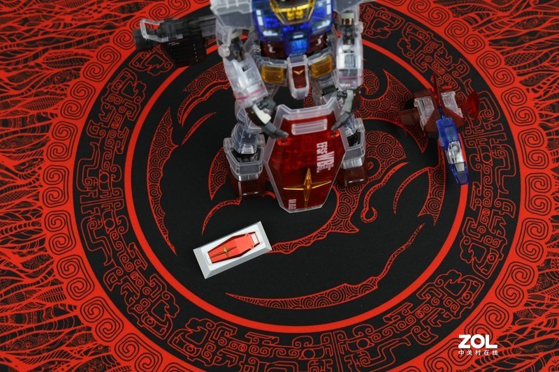 不仅能撸猫，还能够撸胶-ZOMO联名款键帽开箱分享