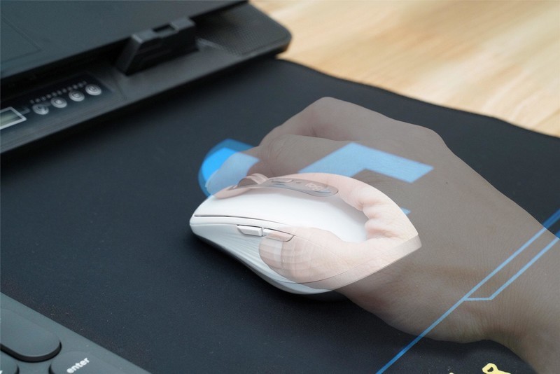 轻灵精准，功能强大的办公拍档：罗技MX Anywhere3评测