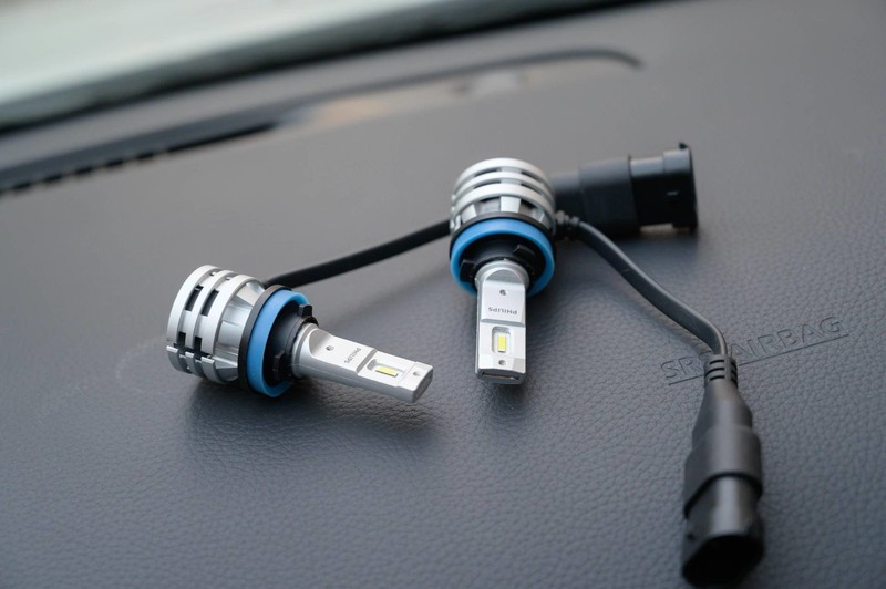 爱车再次炯炯有神，行车安全最重要，更换飞利浦大灯记录