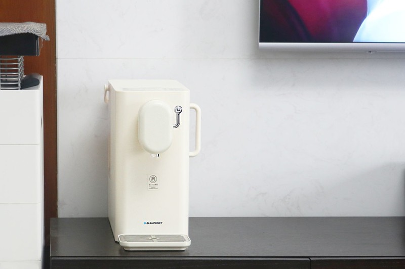 使用贴心 喝水放心——德国蓝宝小白鲸净饮机体验