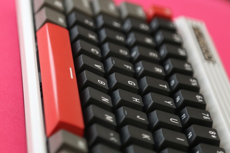 可颜可打：杜伽Fusion 68键无线三模机械键盘新配列新体验