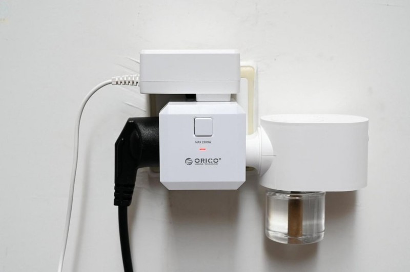 更安全地扩展墙壁插座，而且轻巧易携带，ORICO魔方插座上手