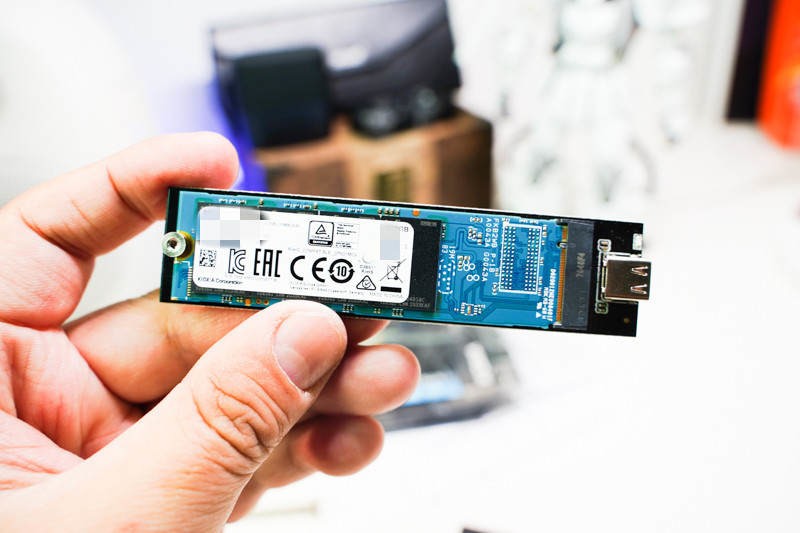 旧硬盘秒变称手小工具！优越者M.2高速移动硬盘盒评测