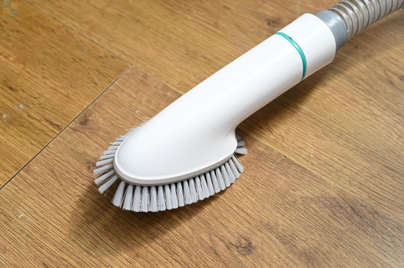 轻松搞定宠物掉毛问题，用毛妈妈宠物多功能理毛器，帮猫狗理出美造型