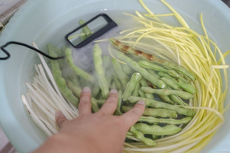 简单好用的果蔬肉类净化工具，让食材餐具更安全，小尼熊果蔬清洗机体验