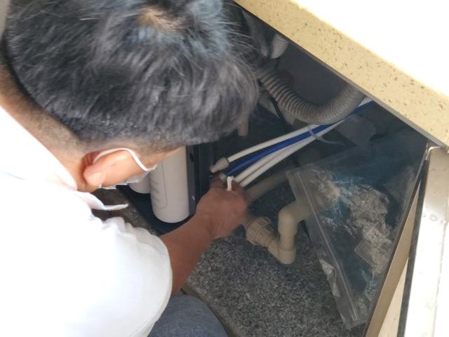 婴幼儿饮用水有哪些要求？立升婴爱净水器C5体验