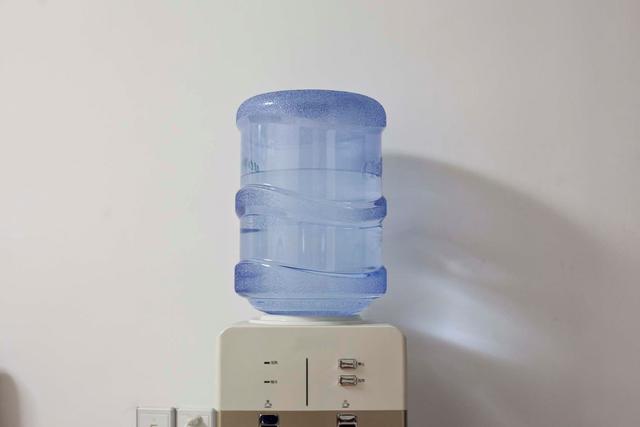 婴幼儿饮用水有哪些要求？立升婴爱净水器C5体验