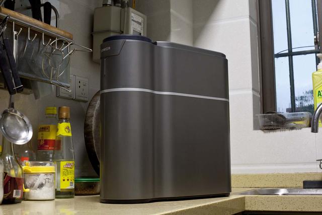 婴幼儿饮用水有哪些要求？立升婴爱净水器C5体验