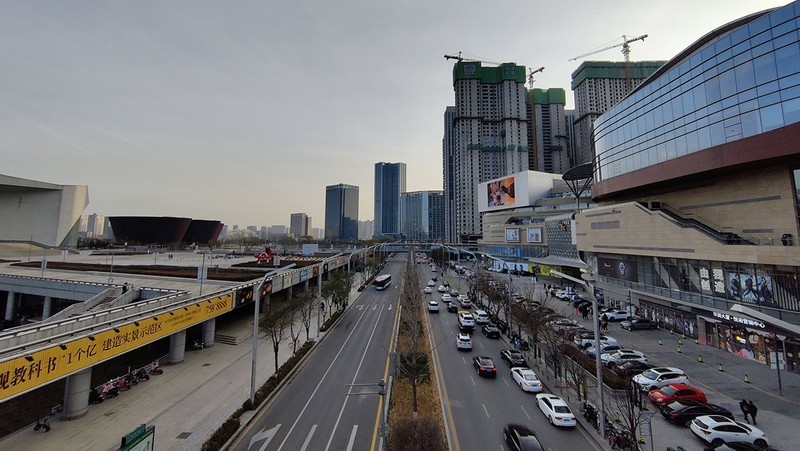 大屏时代的轻巧旗舰丨OnePlus 8T深度体验报告