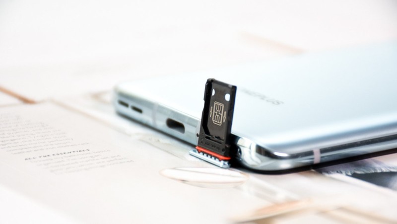 大屏时代的轻巧旗舰丨OnePlus 8T深度体验报告