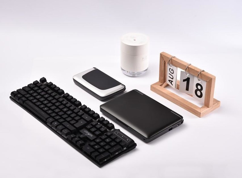 越来越看不懂了！打游戏的本子，做小点儿不行吗？