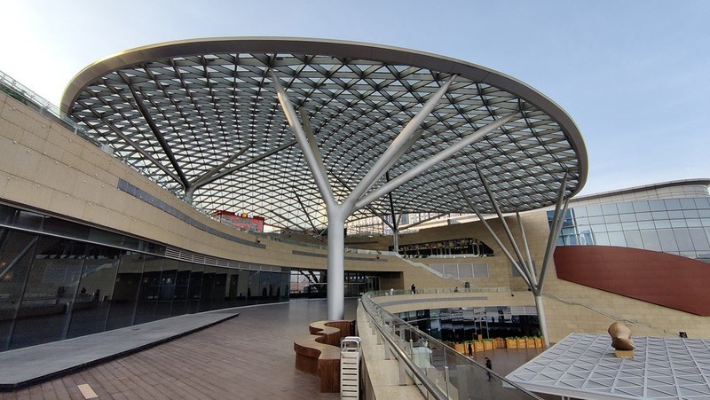 大屏时代的轻巧旗舰丨OnePlus 8T深度体验报告