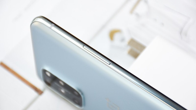 大屏时代的轻巧旗舰丨OnePlus 8T深度体验报告