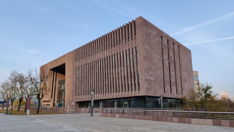 大屏时代的轻巧旗舰丨OnePlus 8T深度体验报告