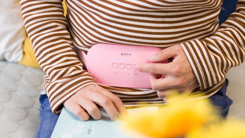 求求你别让她多喝热水了，送她这个吧